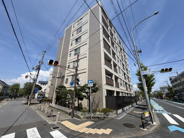 武庫之荘コーポラスの外観