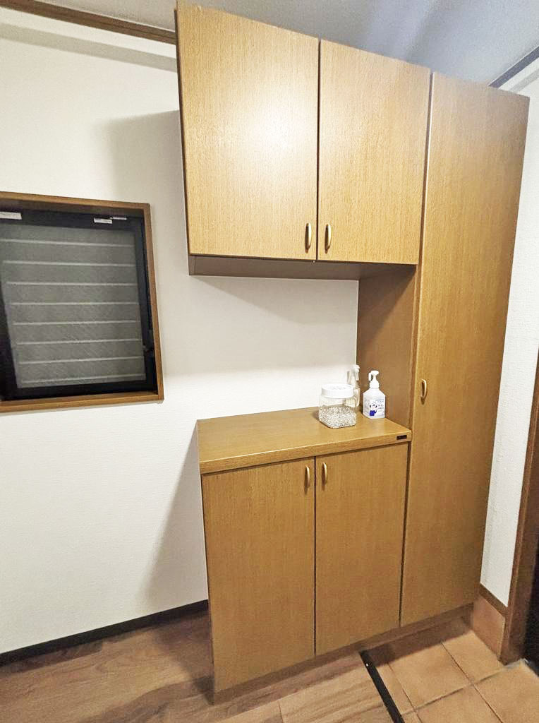 大阪市淀川区三津屋中2丁目中古一戸建て｜4LDK＋駐車1台可の玄関|玄関にはシューズボックスを備えており、玄関まわりをすっきりと保てます。