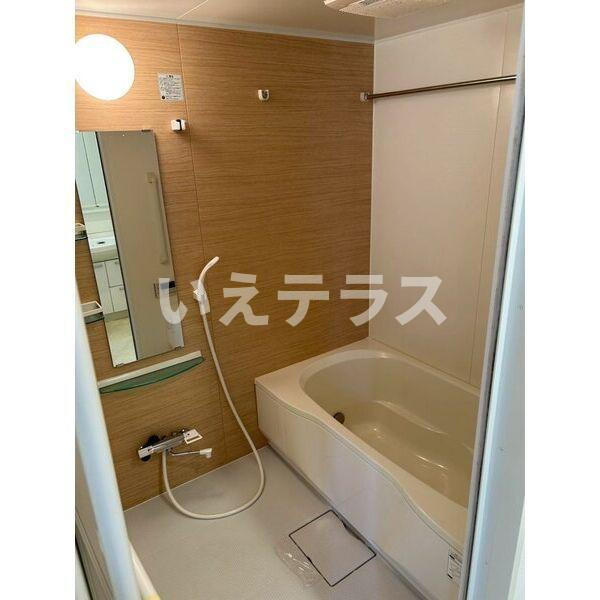 エステムコート三宮駅前Ⅱアデシオンの浴室