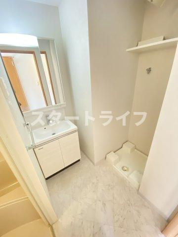 大阪市淀川区木川東３丁目の賃貸マンションの洗面所
