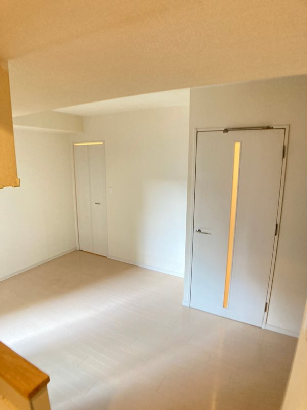 エスライズ堺筋本町の居間・リビング