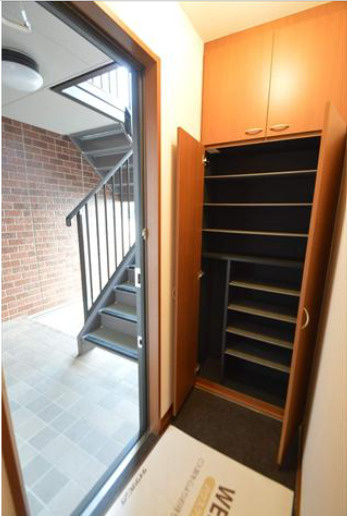 ジェネシスＫの玄関