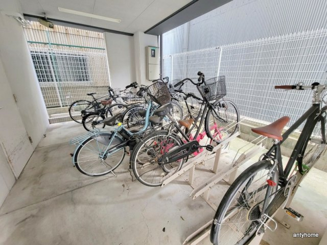 セイワパレス新梅田　仲介手数料無料の駐車場