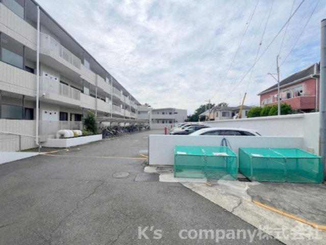 茅ヶ崎市東海岸南1丁目　ライツ茅ヶ崎東海岸の駐車場|駐車スペース◇