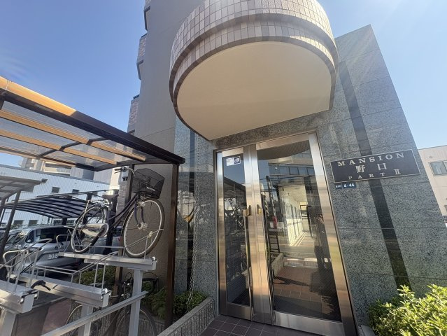 マンション野口Ⅱのエントランス