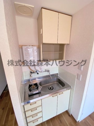 【キッチン】 | 　フルグランデ日向町 | 使いやすいキッチンです