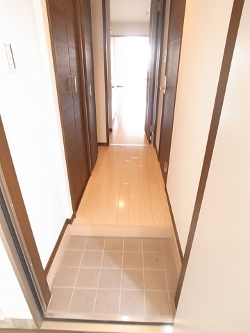 エクセレントコート津田沼の玄関|同物件他部屋の参考写真です。