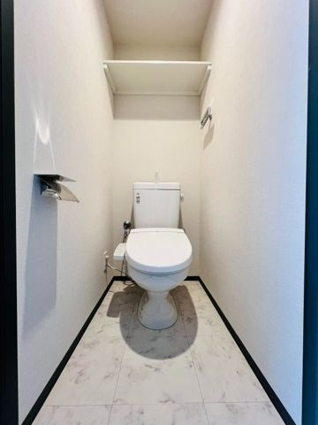 グローリオシェルト南烏山のトイレ