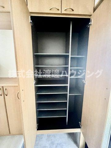菅相塚町一戸建の収納