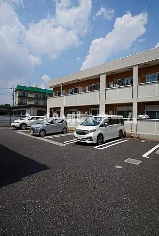 トスカーナの駐車場|駐車場完備です