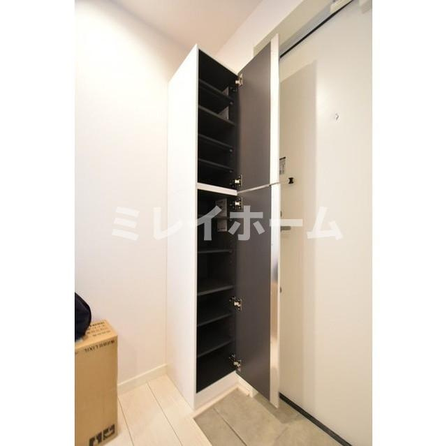 キャトル梅屋敷の収納|同建物内別のお部屋の参考写真になります。