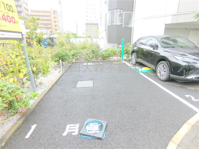 GENOVIA本羽田skygarden（ジェノヴィアホンハネダスカイガーデンの駐車場