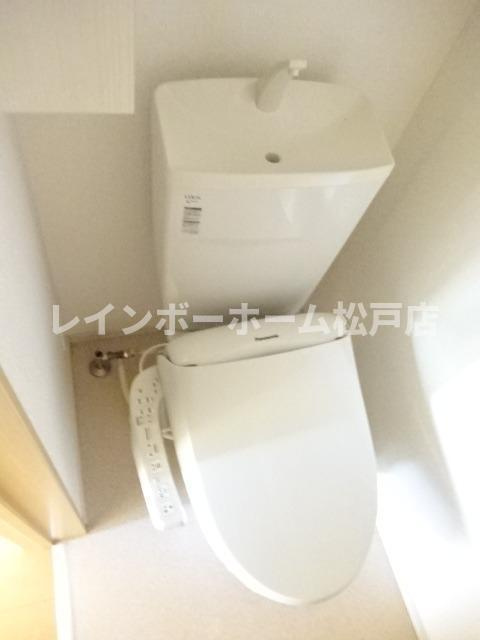 アリエッタ柏のトイレ|落ち着いた色調のトイレです