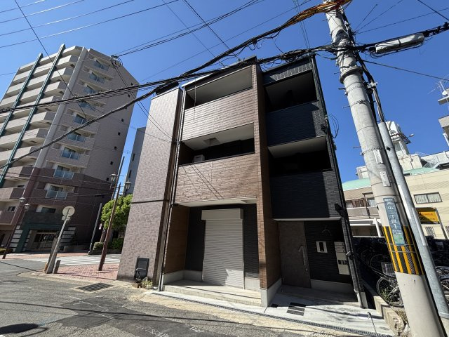 GBASE忍ケ丘の外観