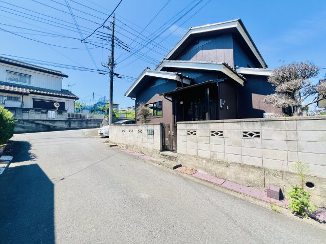高崎市剣崎町の前面道路含む現地写真|閑静な住宅地◎