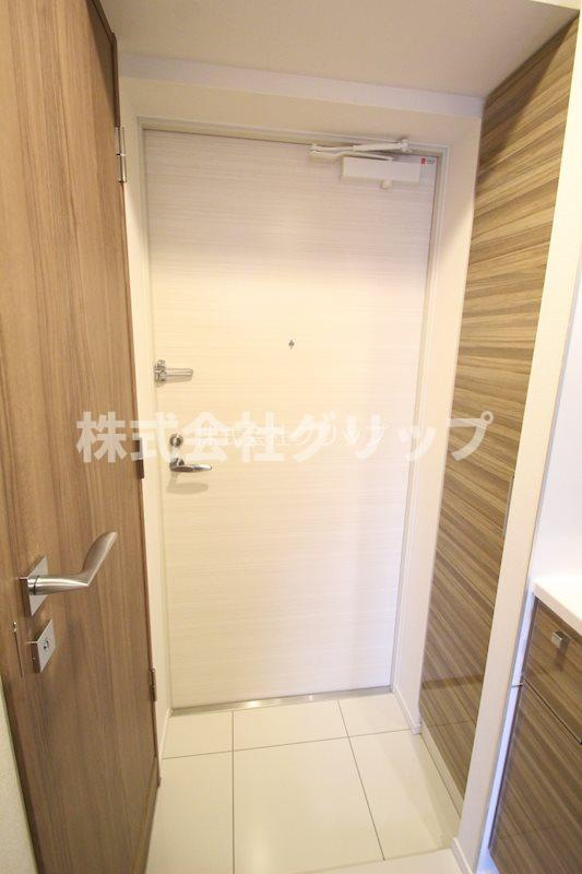 ガーラ・ステーション横浜三ツ沢の玄関