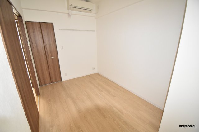 プログレッセ新大阪　仲介手数料無料の洋室