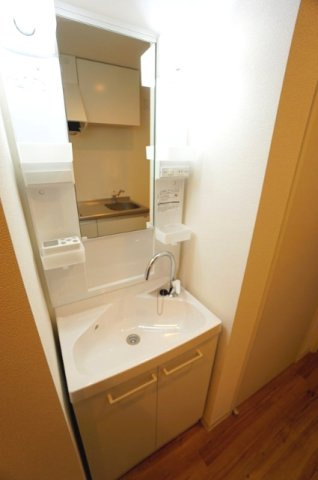 【独立洗面台】 | オータムバレー江北 | 同一仕様写真