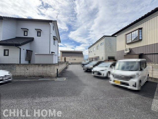リベラルハイツの駐車場|他社様掲載物件もまとめてご紹介、ご案内可能です(^^)/