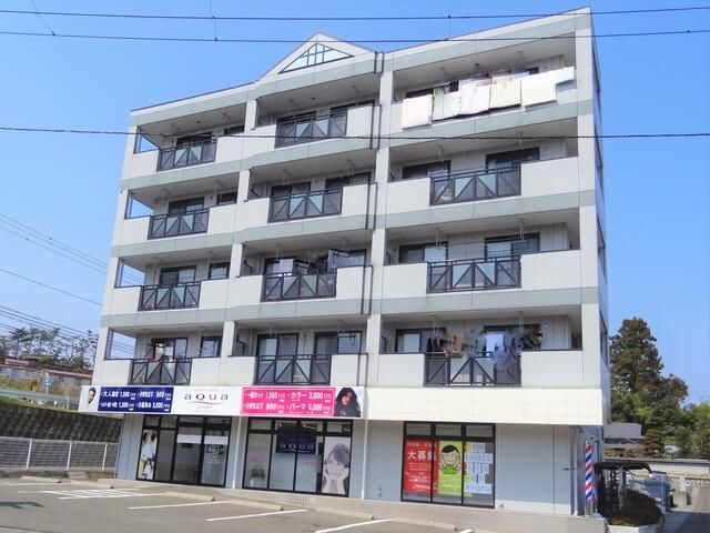 ラルジュ協栄の外観