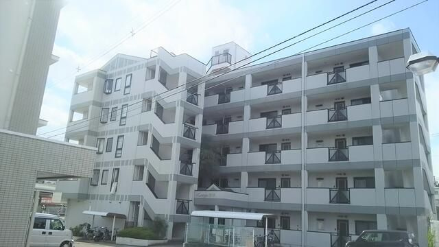 ラルジュ協栄の外観