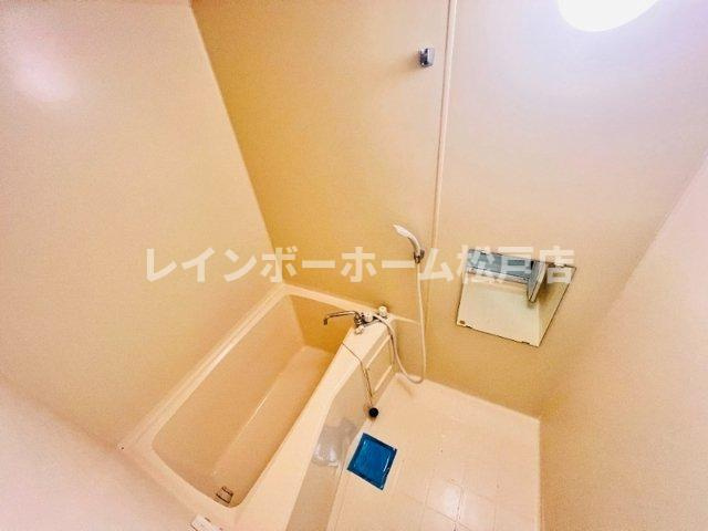 リアライズ新松戸【仲介手数料：50％OFF】対象物件！の浴室