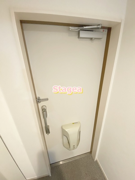 パームコテージ十六番館の玄関