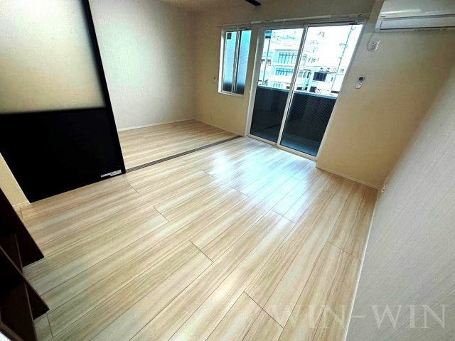 D-square湊町の居間・リビング