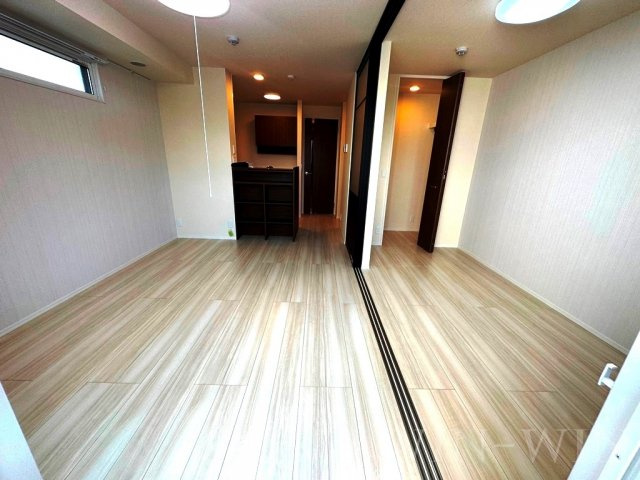 D-square湊町の居間・リビング