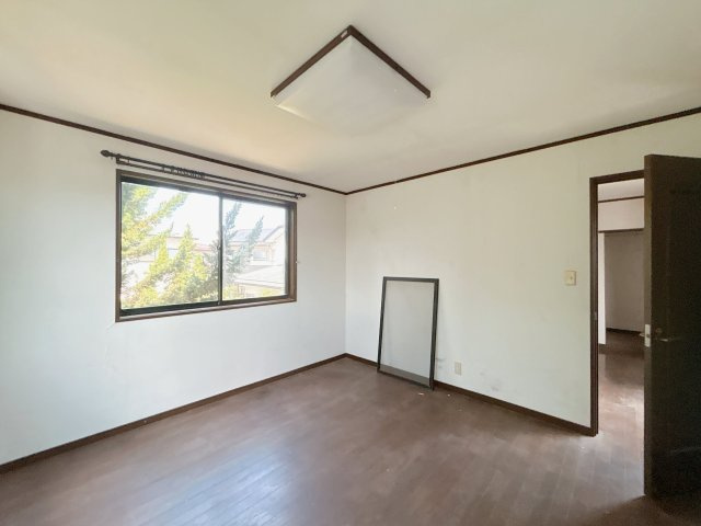 中古戸建　鏡石町中町　第一小・鏡石中の洋室|【リフォーム中】
