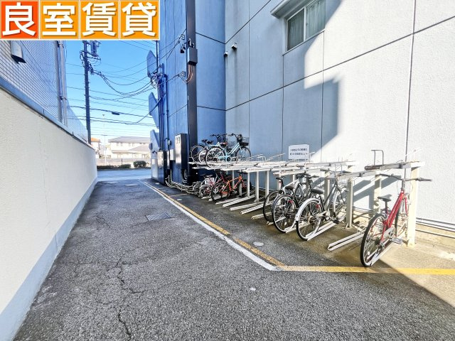 【その他共用部分】 | シャンボール朝日 | 自転車置き場