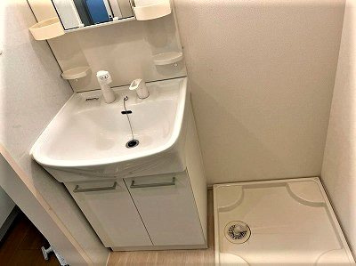 メドライースト の独立洗面台
