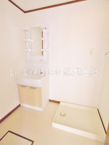 東大和市中央２丁目の賃貸マンションの洗面所