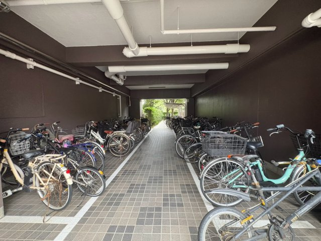 東中野ハイムの駐輪場