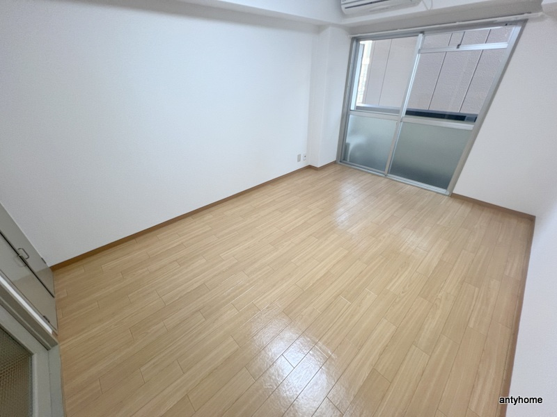 モリビル京橋　仲介手数料無料の居間・リビング
