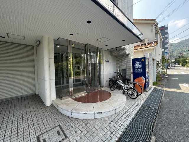 【エントランス】サンビルダーパールビル