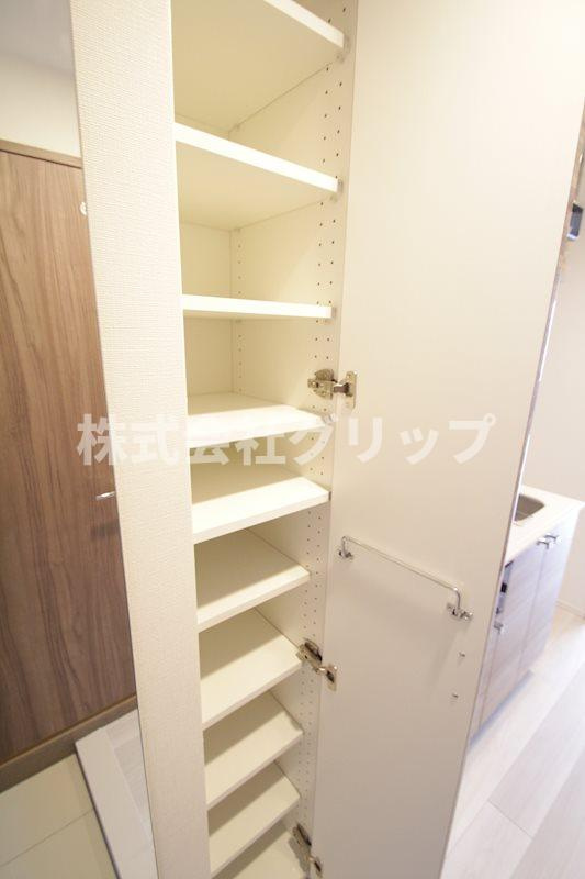 横浜市神奈川区大口仲町の賃貸マンションの収納