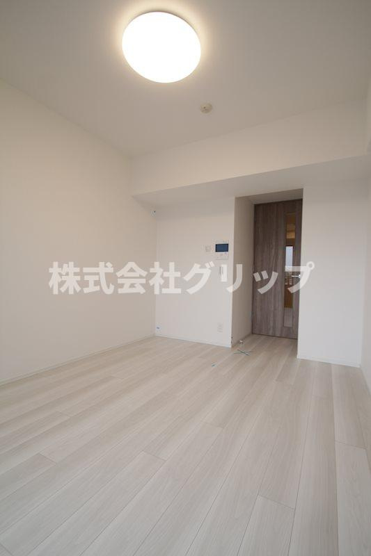 横浜市神奈川区大口仲町の賃貸マンションの洋室