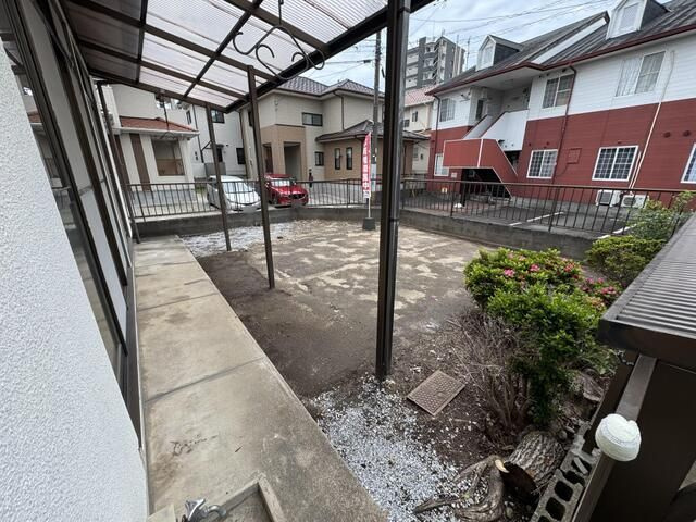 平島貸家のバルコニー