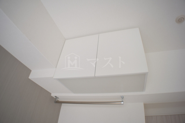 大阪市中央区内久宝寺町３丁目の賃貸マンションの収納