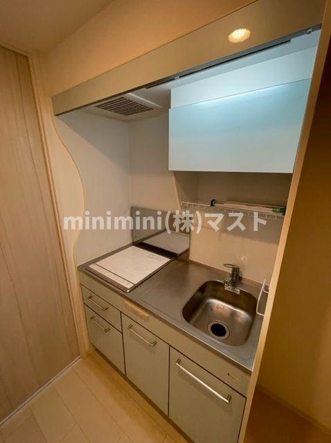 大阪市中央区内久宝寺町３丁目の賃貸マンションのキッチン
