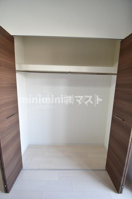 大阪市東成区玉津１丁目の賃貸マンションの収納