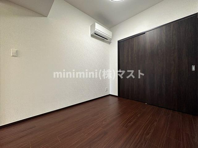 大阪市中央区本町橋の賃貸マンションの洋室