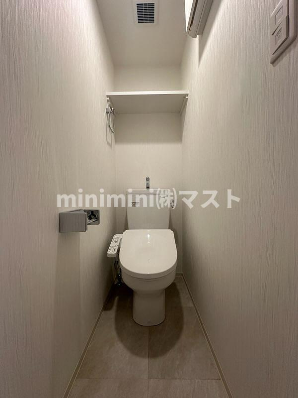 大阪市中央区本町橋の賃貸マンションのトイレ