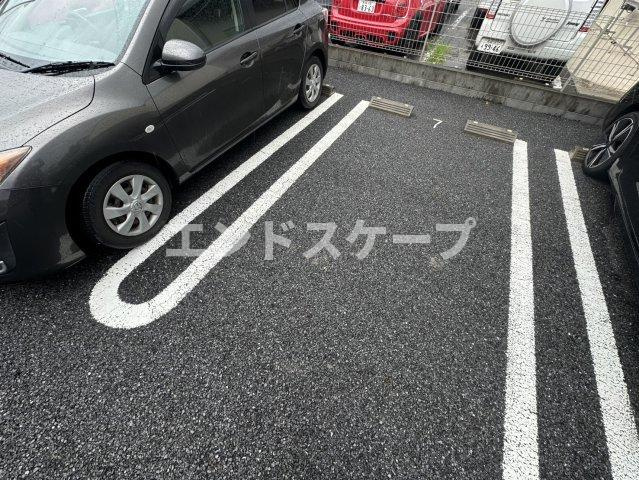 フラール ドゥの駐車場|高崎、前橋のお部屋探しはエンドスケープまで！お客様の理想お聞かせ下さい♪