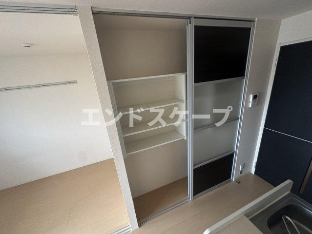 フラール ドゥの収納|高崎、前橋のお部屋探しはエンドスケープまで！お客様の理想お聞かせ下さい♪