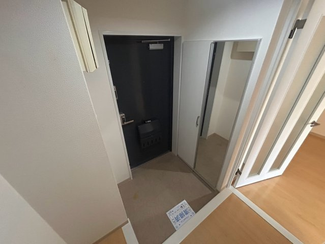 エルブ新大阪の玄関