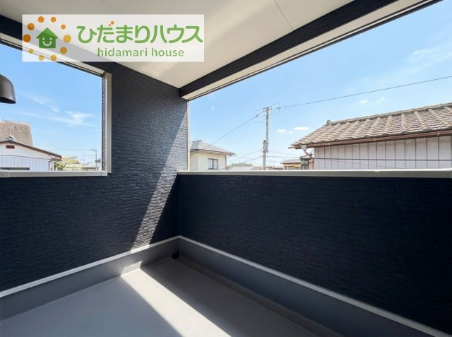 【バルコニー】 | 土浦市都和第3　新築戸建 | 人気が高いインナーバルコニーを採用♪天候を気にせず洗濯物を干せ、紫外線も気にせずに済みます(*^^)v