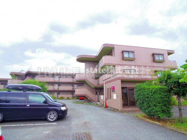 東大和市中央２丁目の賃貸マンションの外観