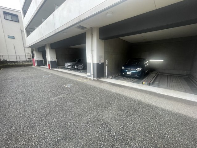 willDo三宮イーストの駐車場